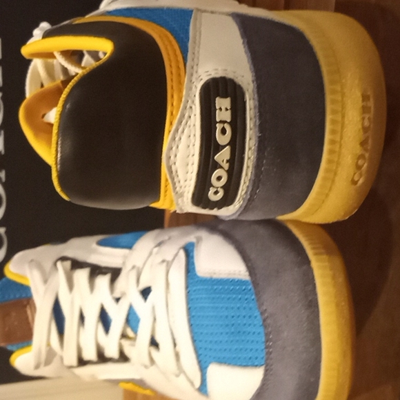 Citysole Coach Mid Top Sneaker - Picture 3 of 7